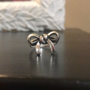 James Avery ring bow